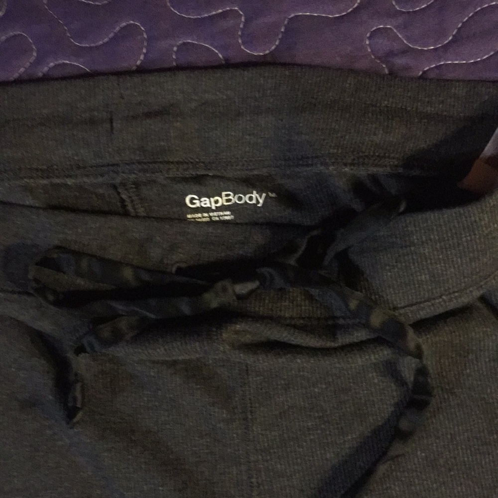 GapBody Sweatpants - Picture 3 of 4